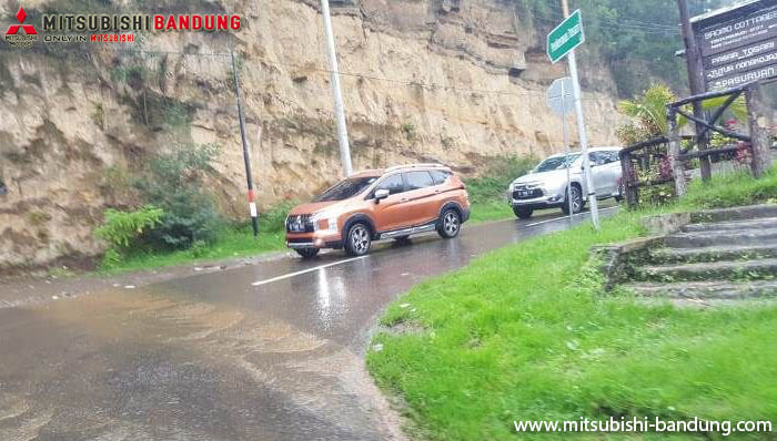Mitsubishi Xpander Cross Berpetualang di Jalur Pegunungan Bromo