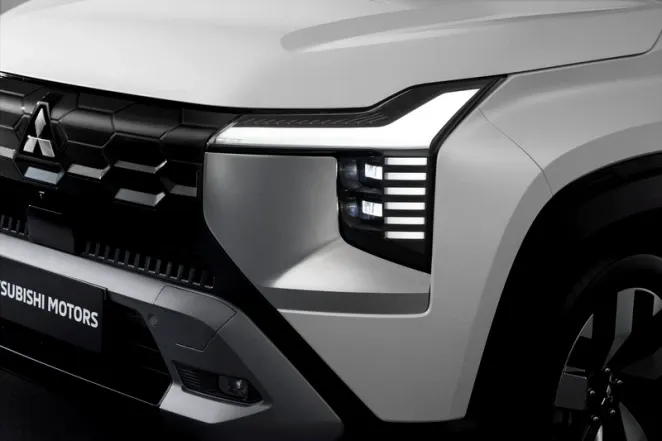 mitsubishi destinator eksterior-frontled