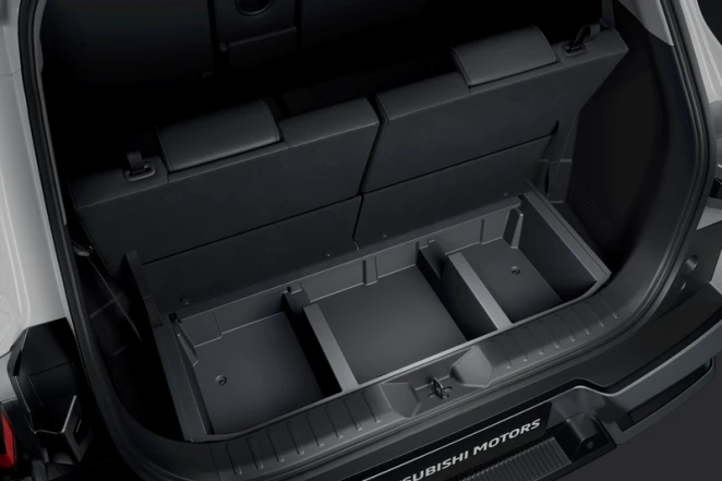 mitsubishi destinator interior-luggage-underbox